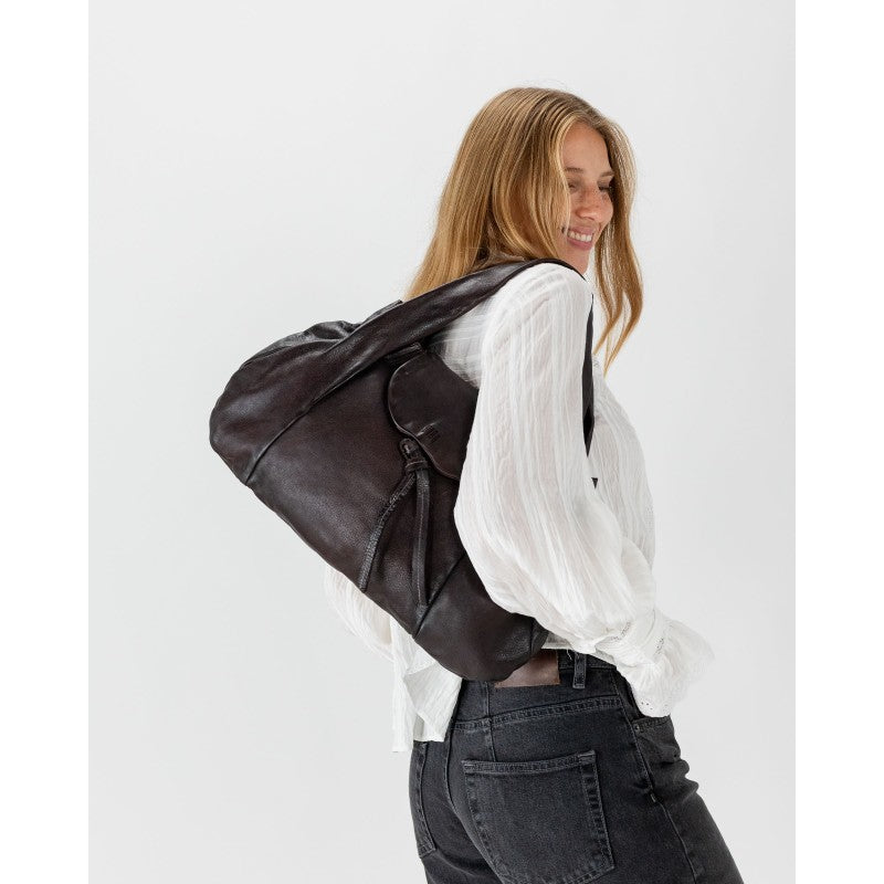 Oxford shopper – i mørkebrunt skinn BIBA