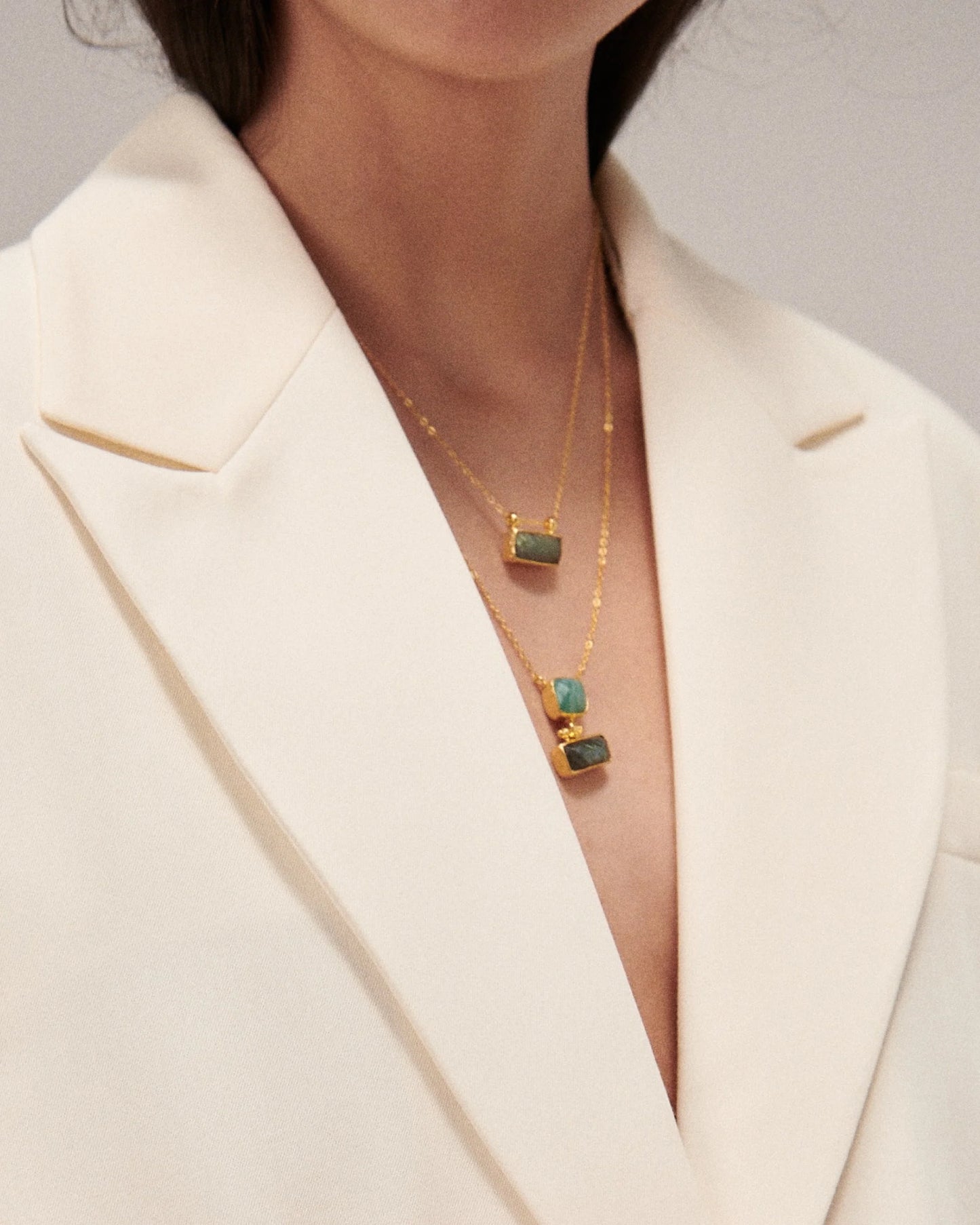 Smykke Nerissa Labradorite and Aqua Chalcedony Pendant
