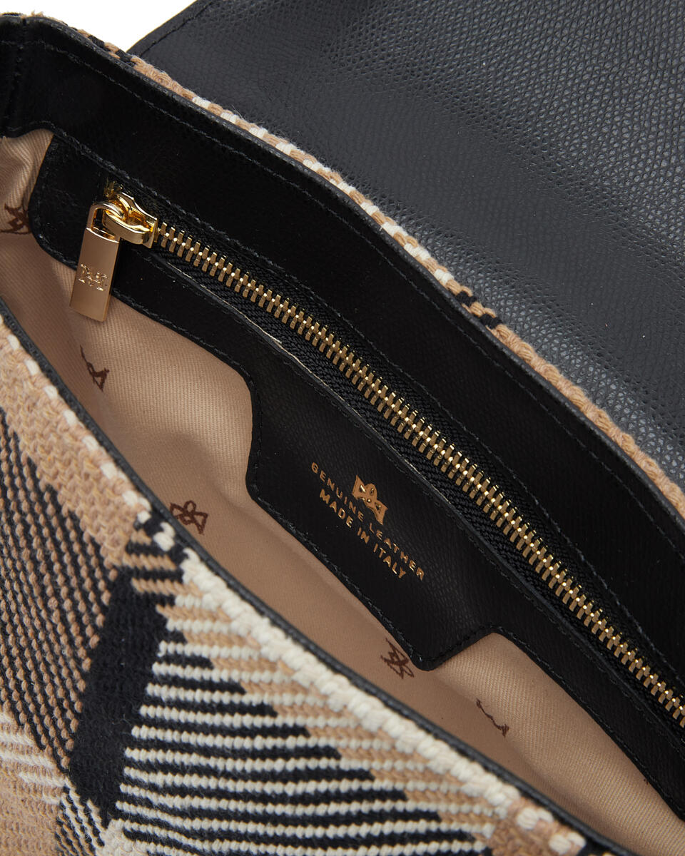 Veske Uma Crossbody. Check