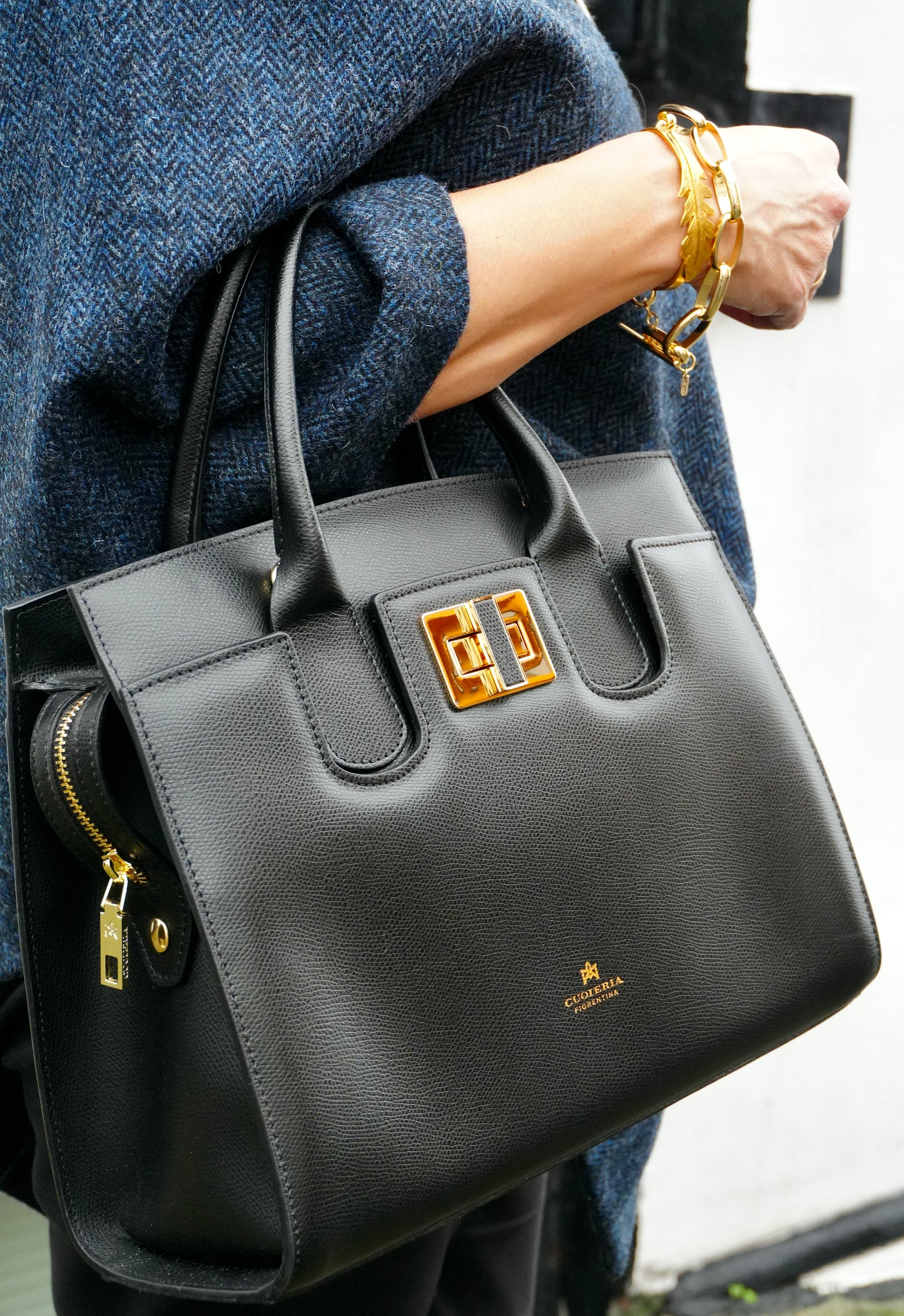 Veske Bella Medium Tote. Nero