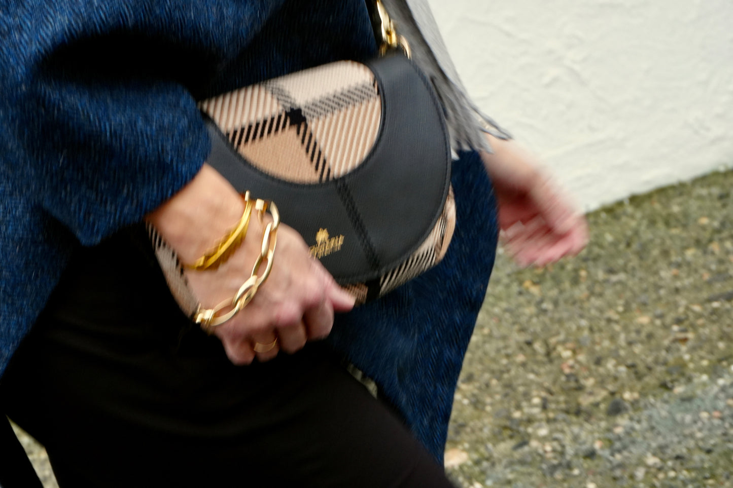 Veske Uma Crossbody. Check