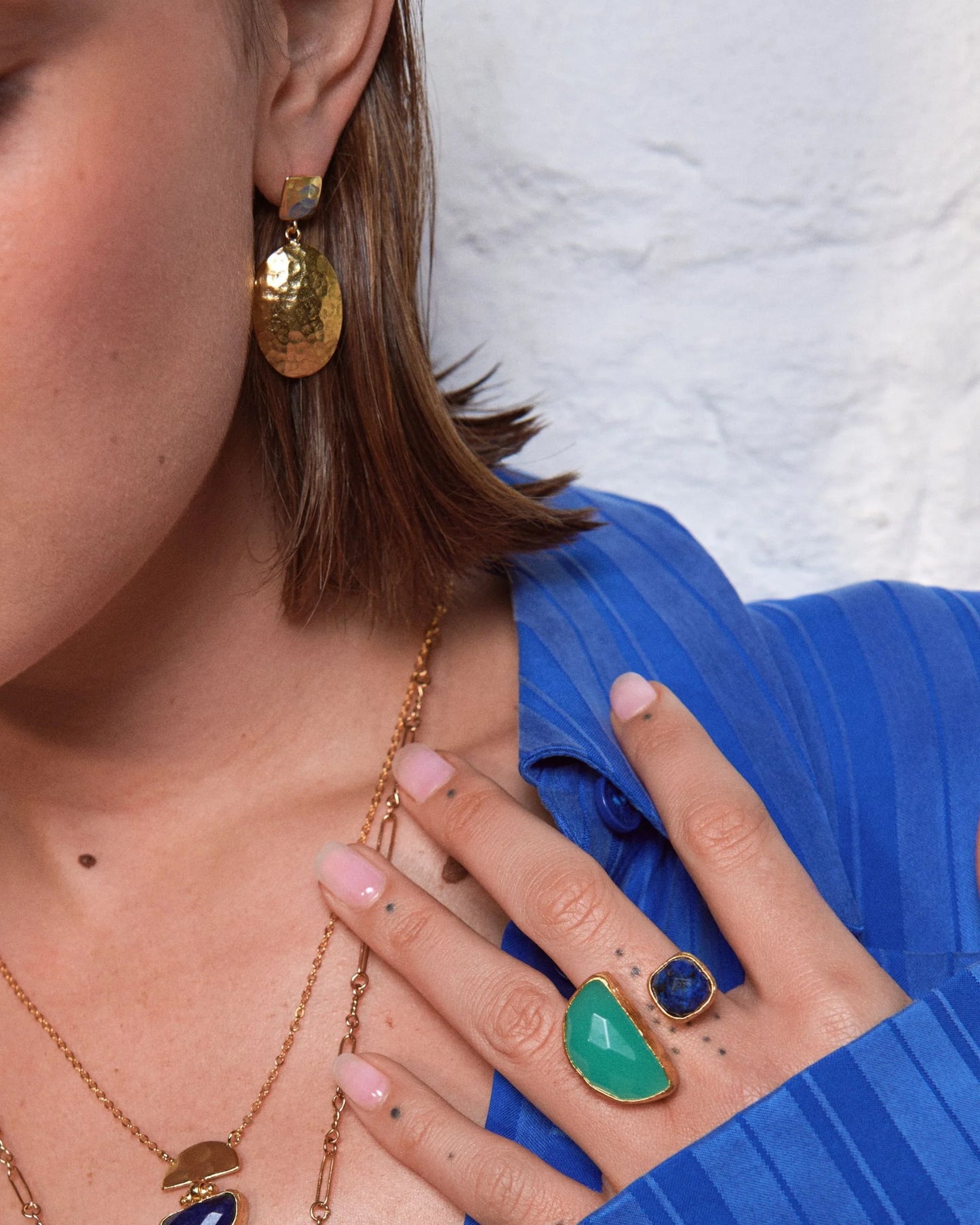 Øredobber Desiree Hammered Drop Stud Earrings