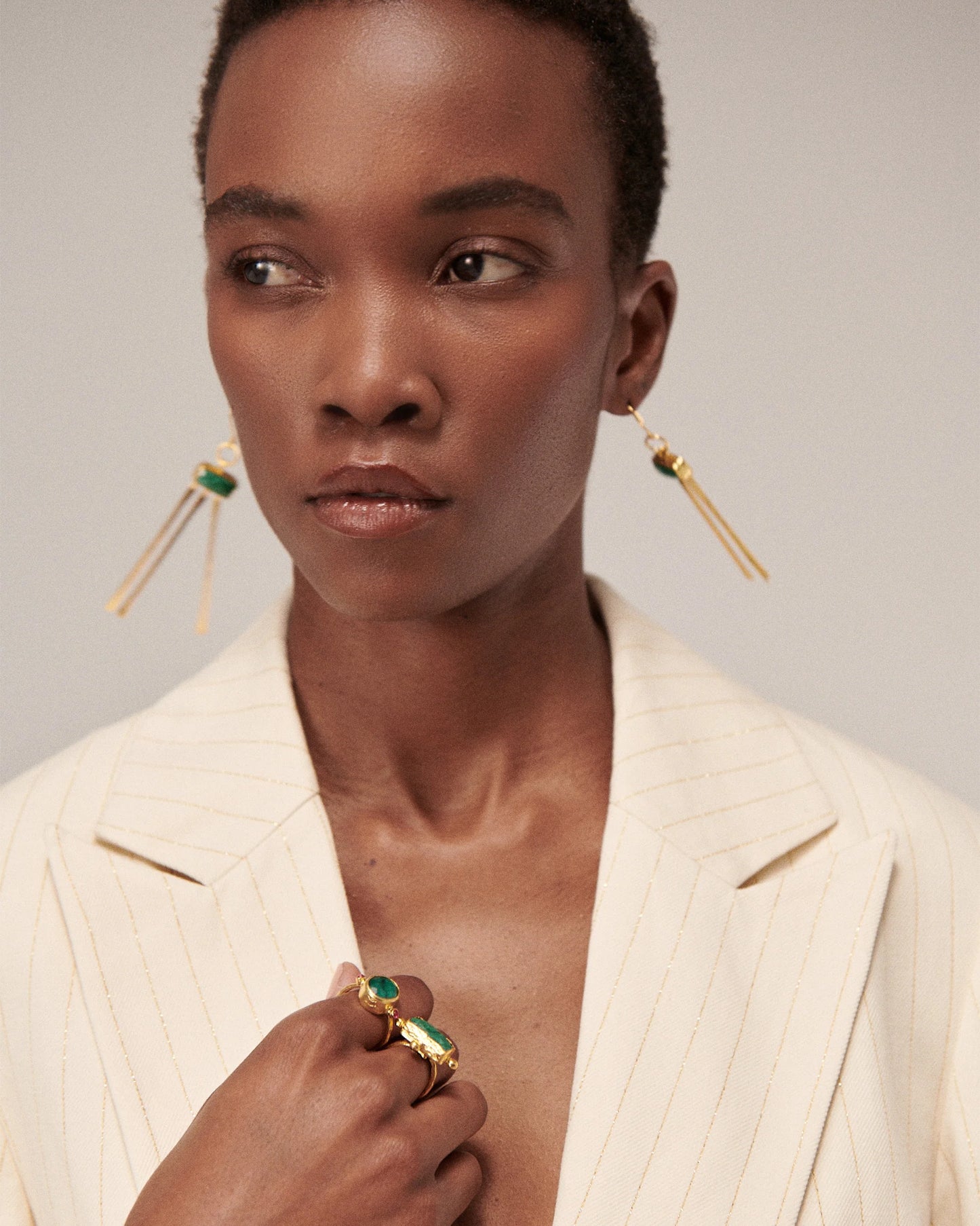 Øredobber Yasmin Emerald Drop Earrings