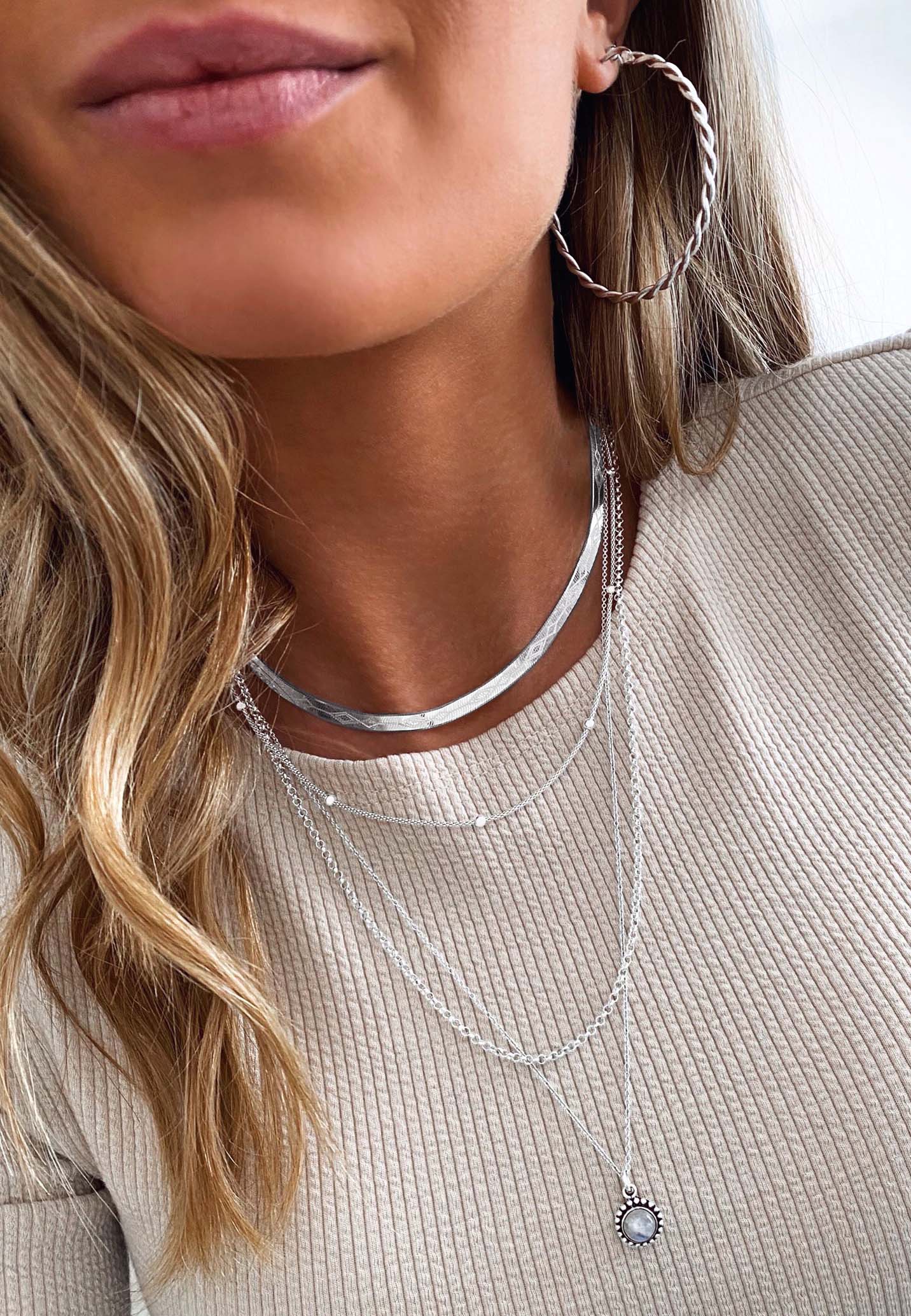 Halssmykke Sayan Plata