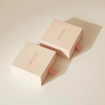 Øredobber Medium Ivory Gold