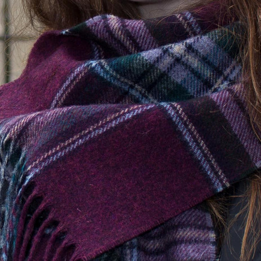 Skjerf 100% merinoull. Deep Burgundy Check