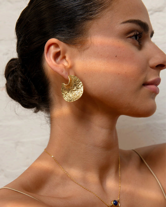 Øredobber Lorena Gold Statement Stud Earrings