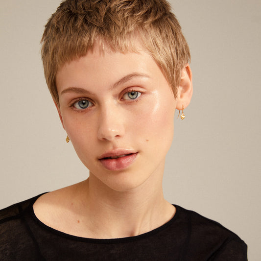 Øredobber SOPHIA hjerteøredobber gullbelagt