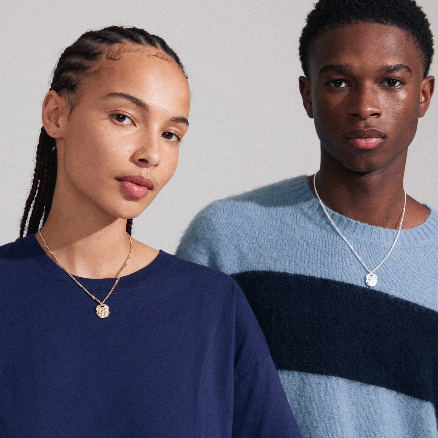 Halssmykke SCOTTIE coin gullbelagt