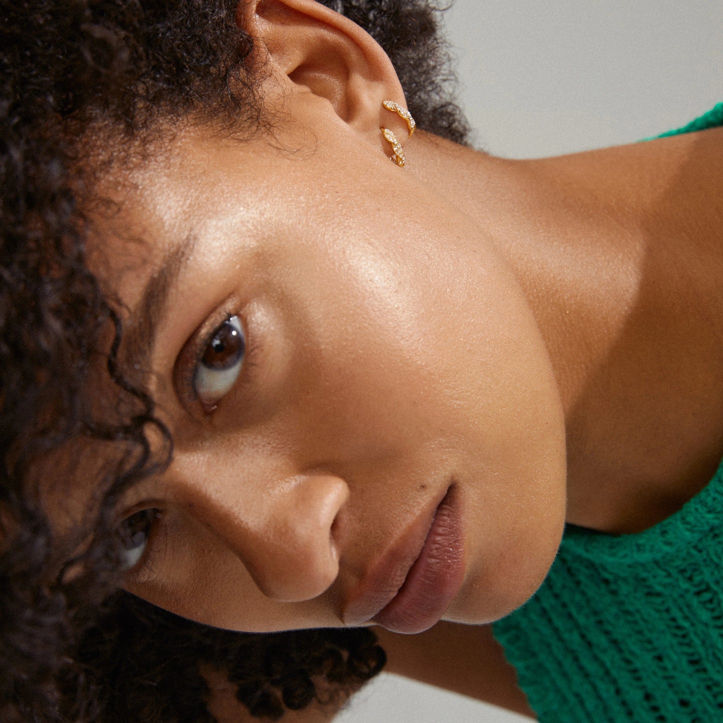 Øredobber EZO twirl hoops gullbelagt