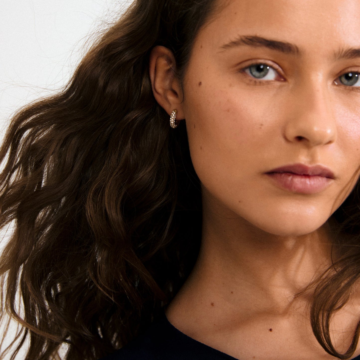 Øredobber TATUM små hoops gullbelagt