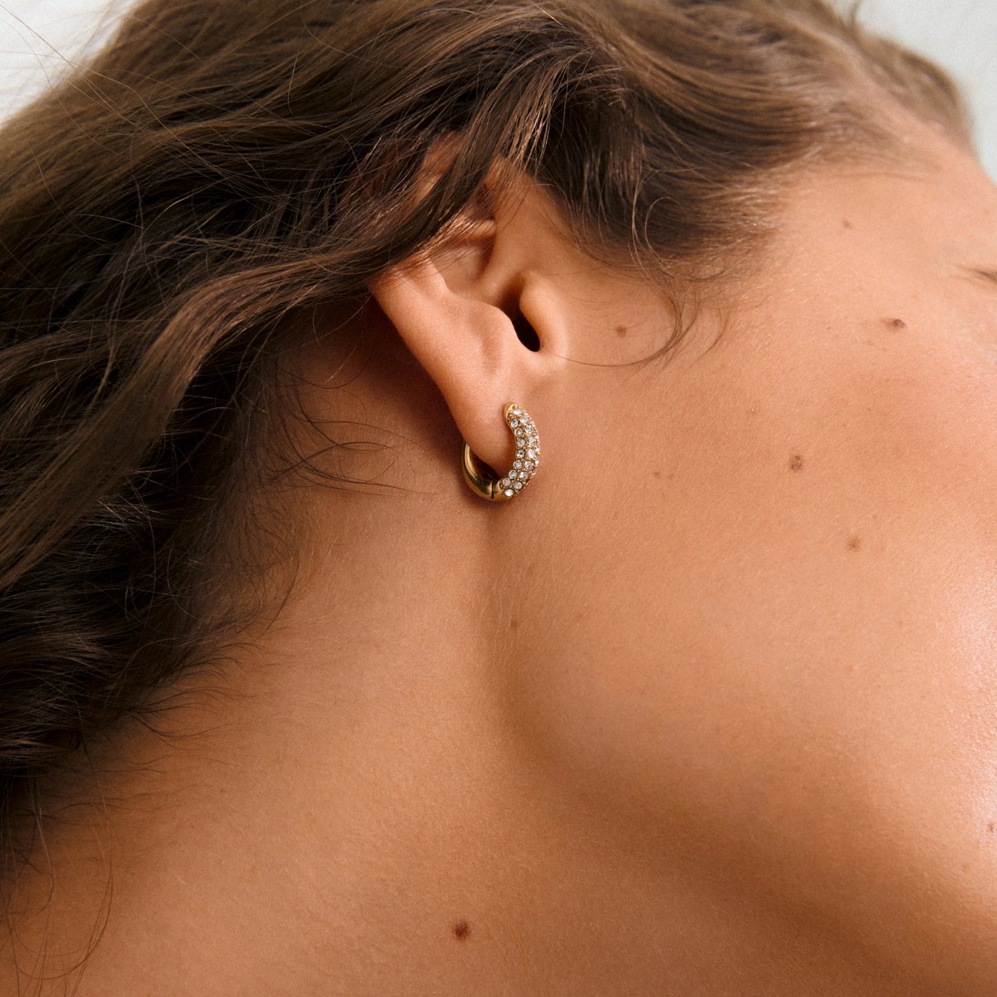 Øredobber TATUM små hoops gullbelagt