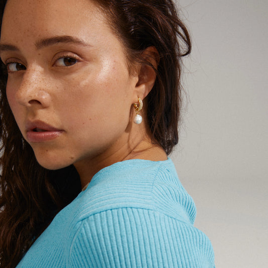 Øredobber EDELE med perle gullbelagt