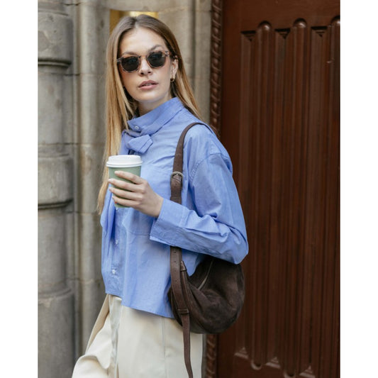 Loa crossbodyveske – i burgunder semsket skinn BIBA