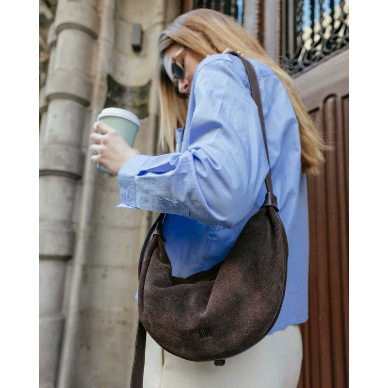 Loa crossbodyveske – i burgunder semsket skinn BIBA