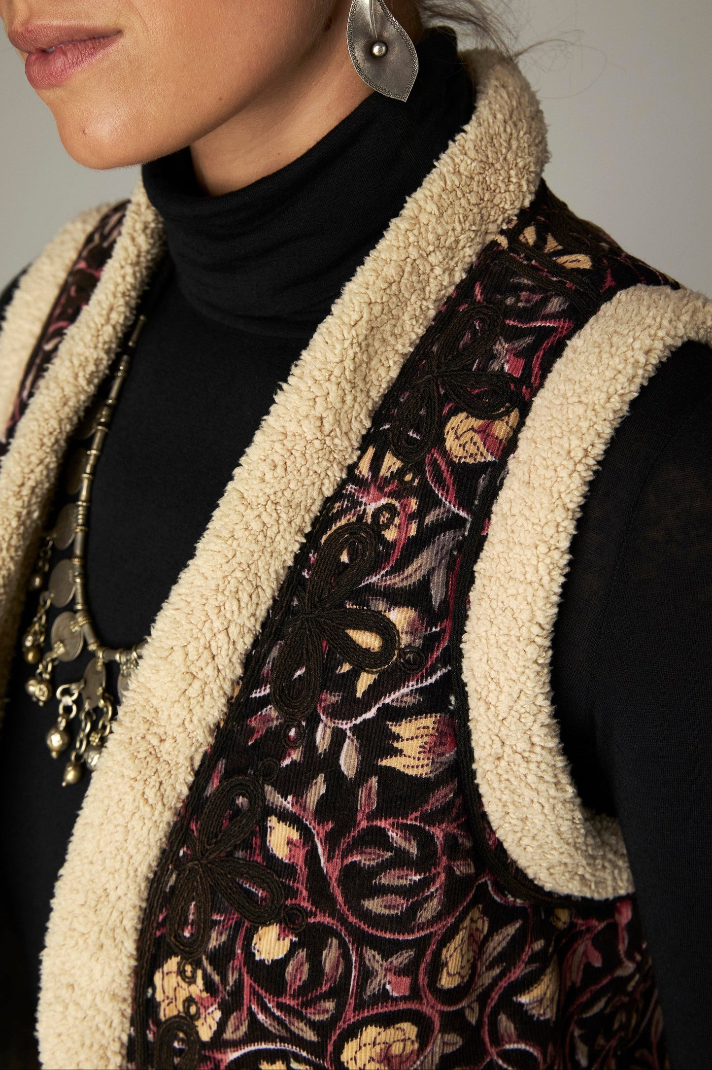 Juno Vest