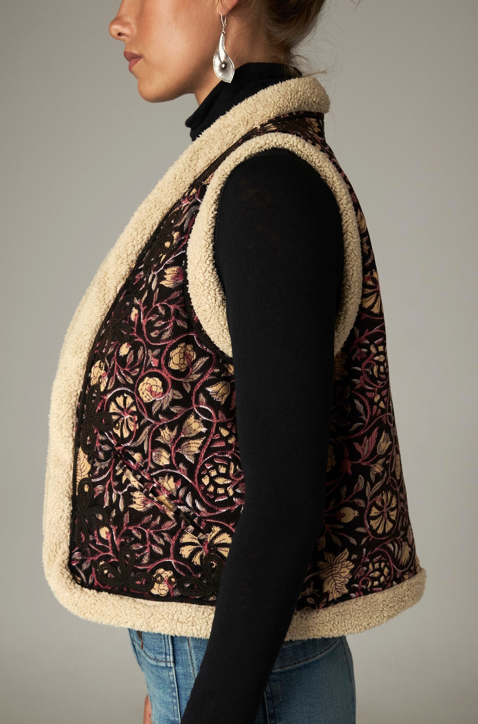 Juno Vest