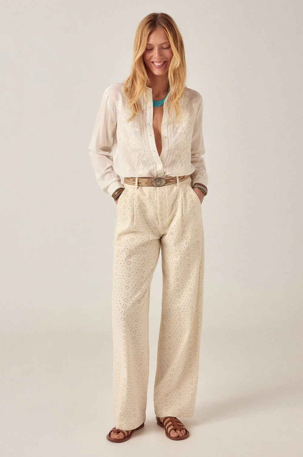 Dalia Ring Off White bluse – brodert Maison Hotel