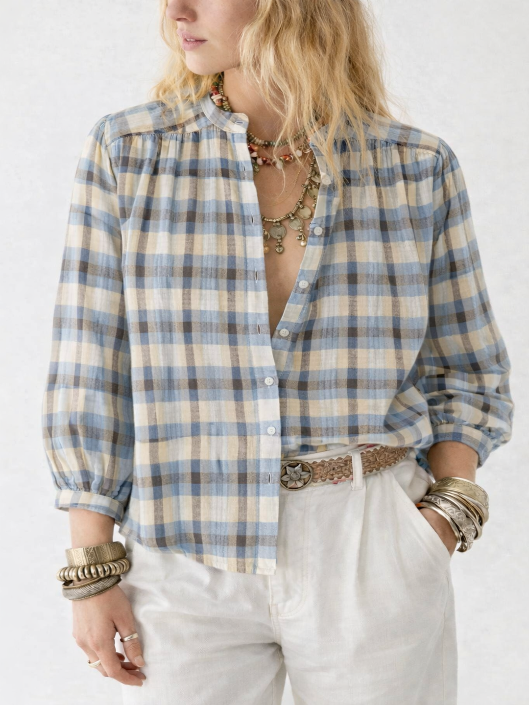 Mia Tartan Misty Blue bluse – rutete blå Maison Hotel