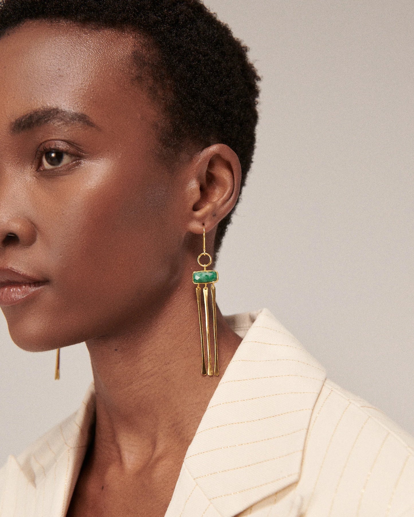 Øredobber Yasmin Emerald Drop Earrings