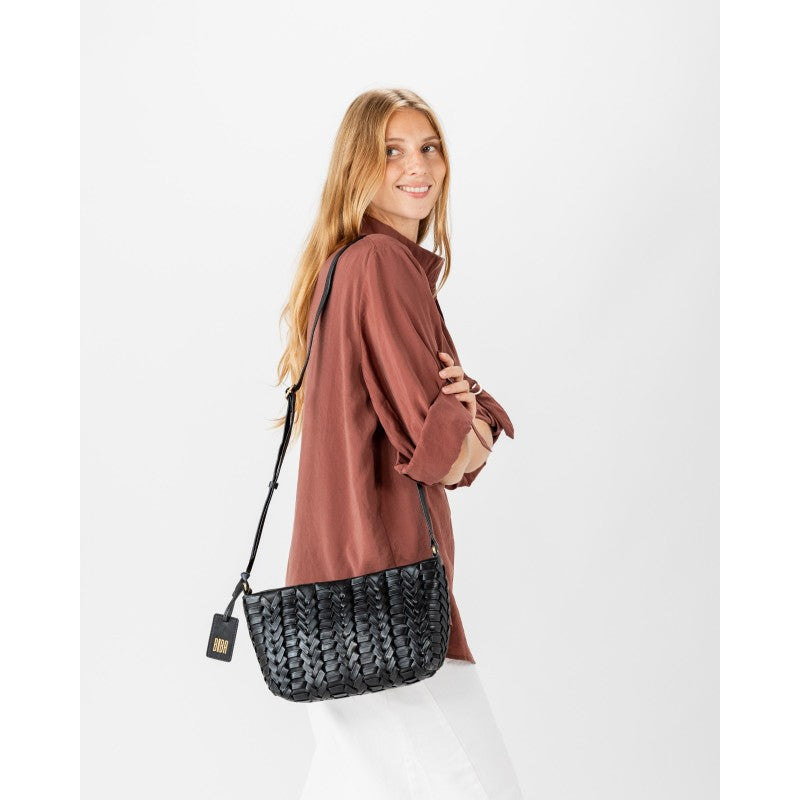 Elk crossbodyveske – i svart flettet skinn BIBA