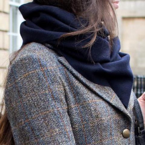 Skjerf 100% kashmir. Navy