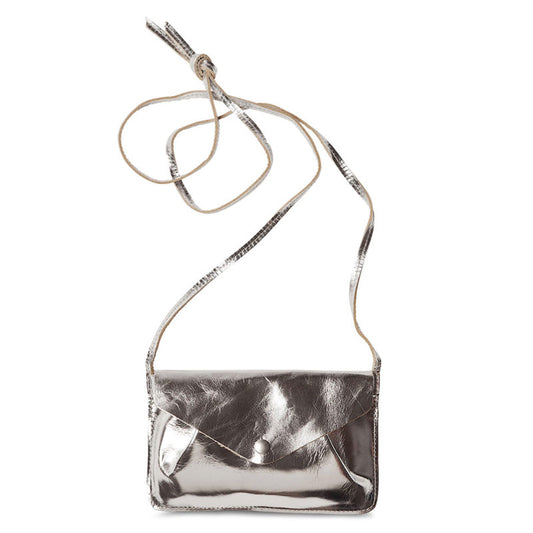 Veske Backing Vocals. Silver